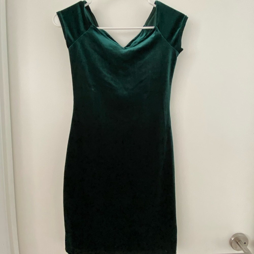 ASOS (miss selfridge) - Green Velvet Sweetheart Mini Dress